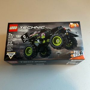 LEGO Monster Jam™ Grave Digger™ Technic™ NIB